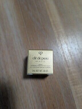 Cle De Peau Eye Contour Cream Supreme